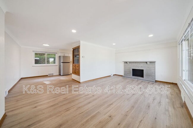 Building Photo - 535 Hickory Dr