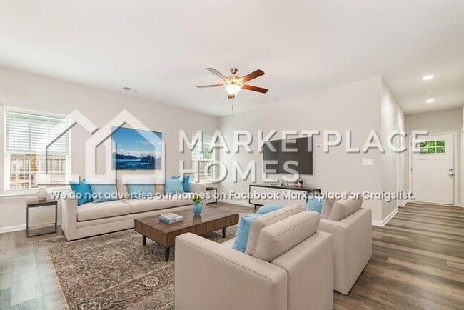 Building Photo - 509 1/2 E Maine Ave