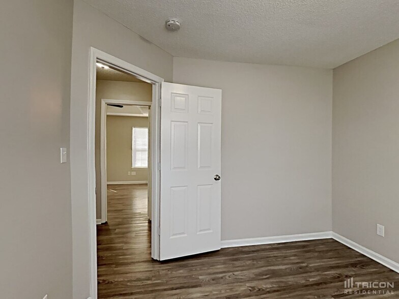 Building Photo - 6009 Brick Landing Dr