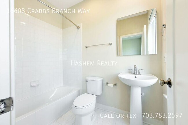 Building Photo - 16608 Crabbs Branch Way