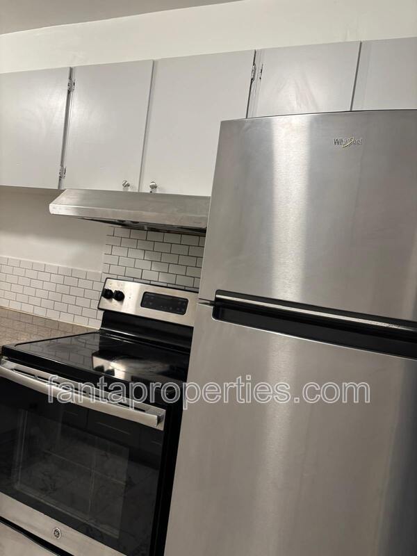 Building Photo - 24022 25th Ave S