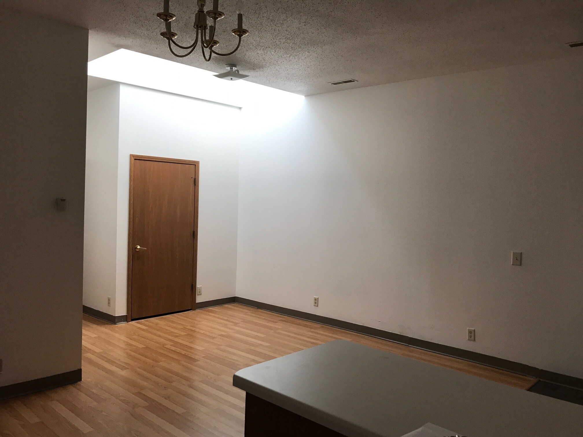 Building Photo - 306 4th St S