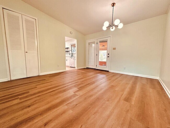 Building Photo - 7517 Eastcrest Dr