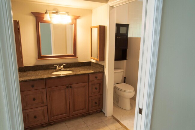 Building Photo - 8963 Old Pine Way