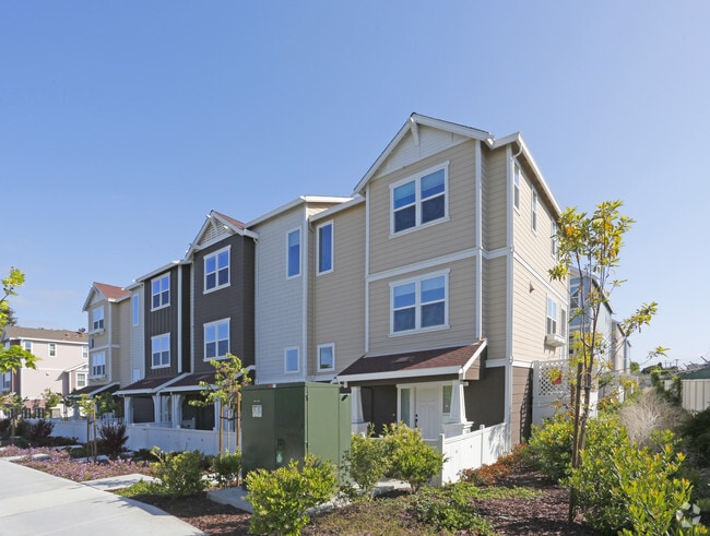 Building Photo - Promenade