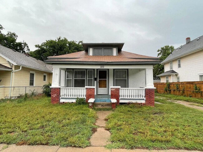 Building Photo - 3 Bed 1 Bath Home