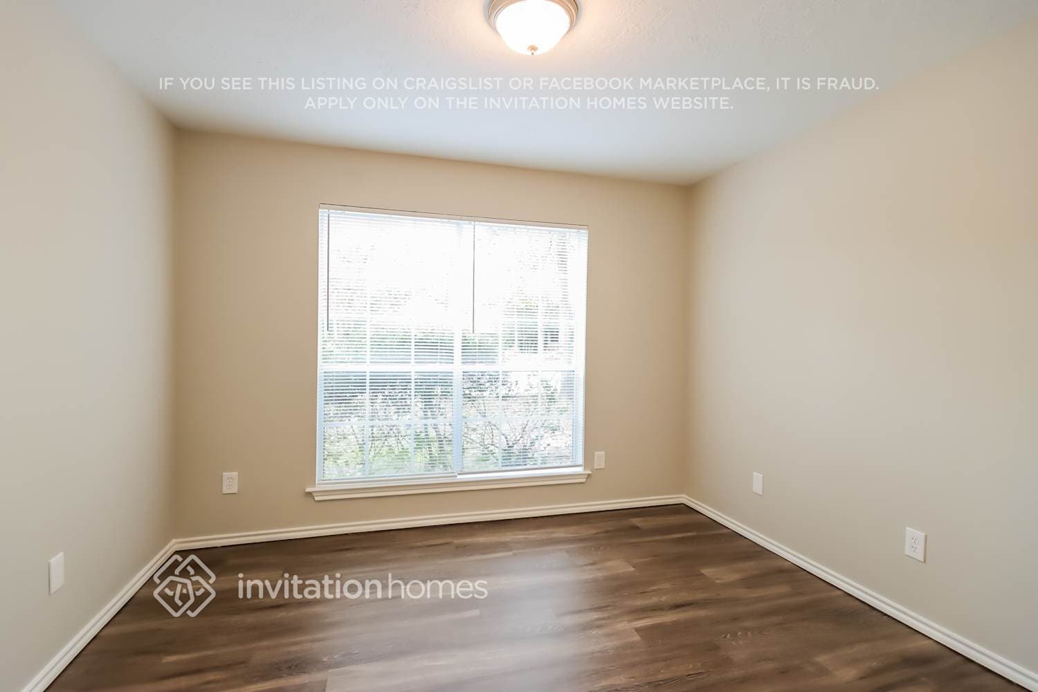 Building Photo - 203 Shale Run Pl