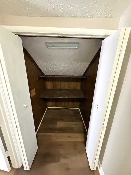 Building Photo - 1462 St Michael Ave