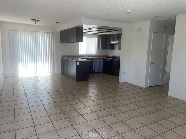 Building Photo - 15392 Bear Valley Rd