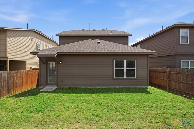 Building Photo - 131 Lake Gln