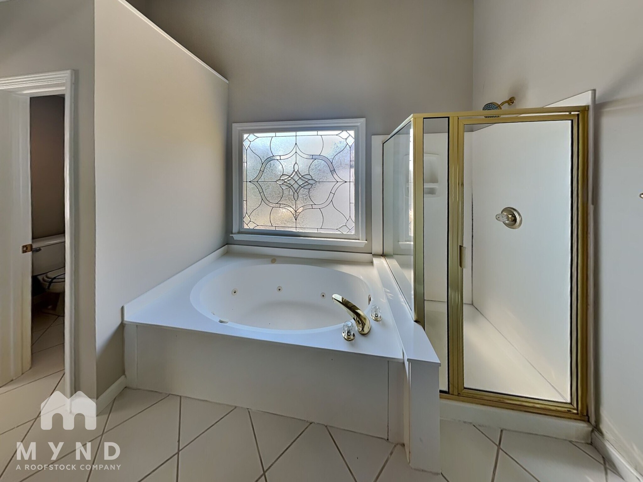 Building Photo - 12515 Magnolia Cir