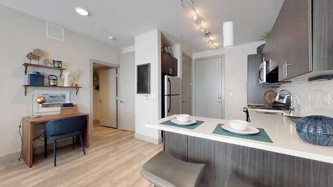 Building Photo - Boutique Apartments