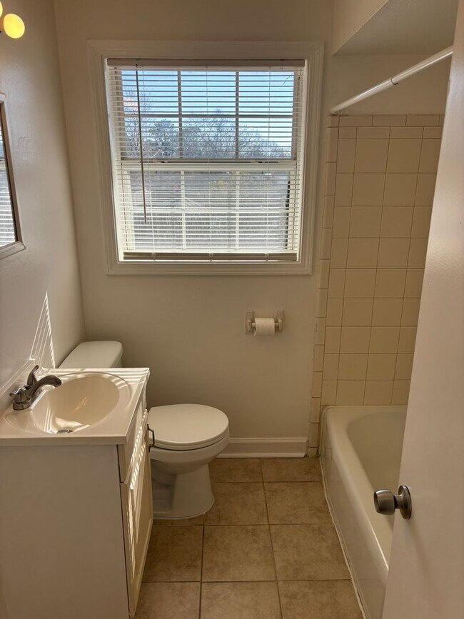 Building Photo - Wesley Hills Subdivision