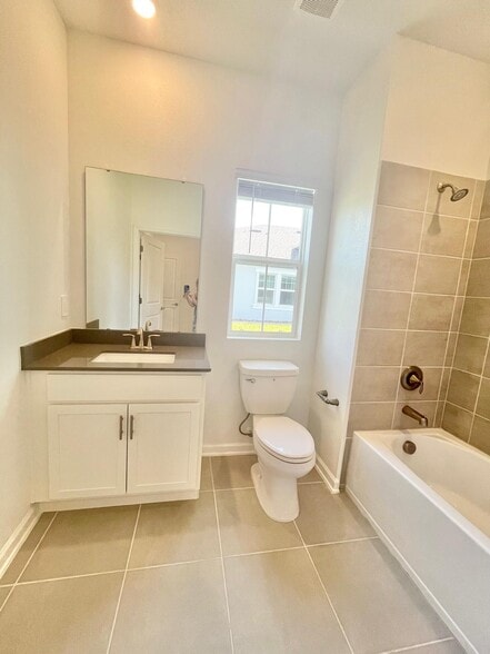 Building Photo - 4309 Curacao Pl