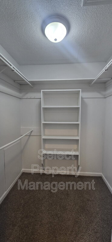 Building Photo - 7006 Elzey St