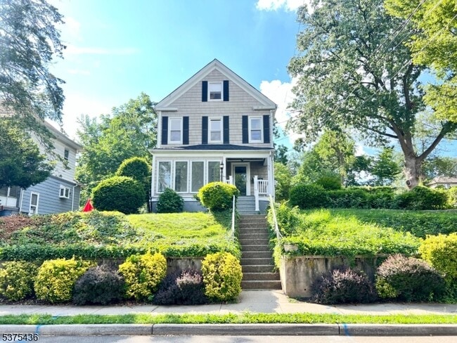 Primary Photo - 31 Paterson Ave.