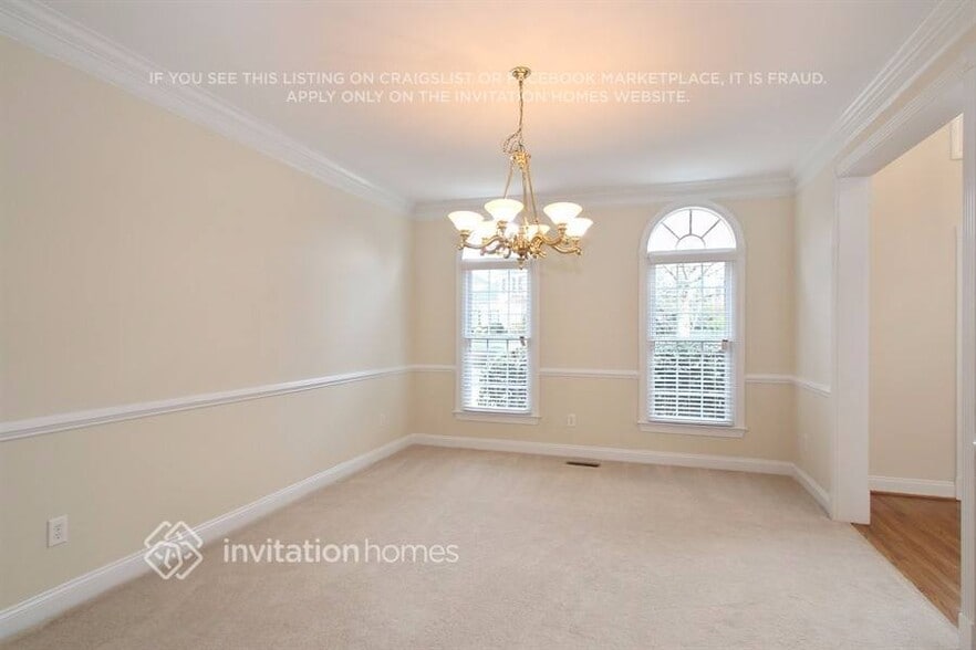 Building Photo - 5633 Legacy Cir