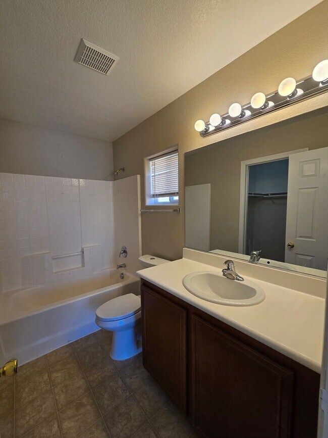 Building Photo - A Fabulous 3 Bed, 2.5 Bath, 2 Story Home W...