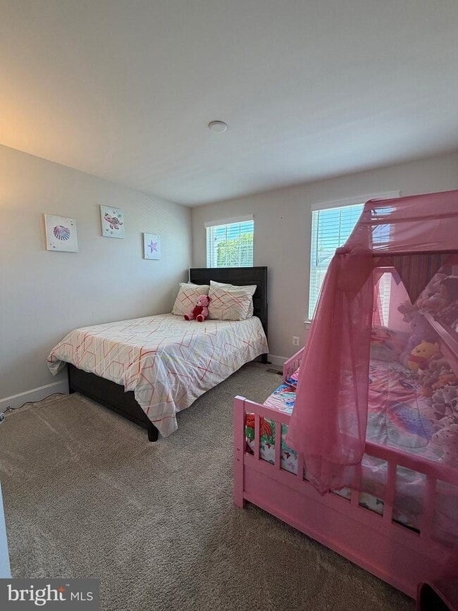 Building Photo - 10802 Foxtrot Cir
