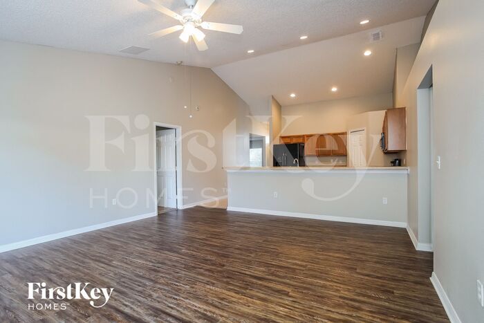 Building Photo - 310 Puffer Ct