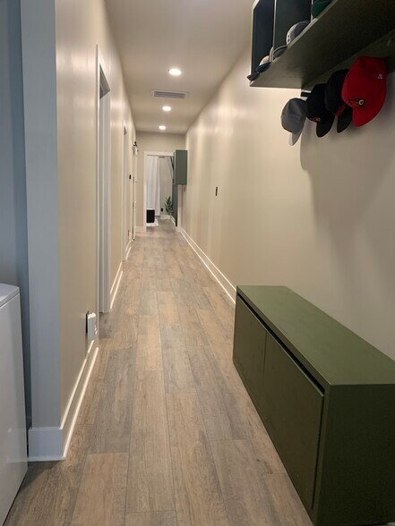 Building Photo - 3933 S 3rd St