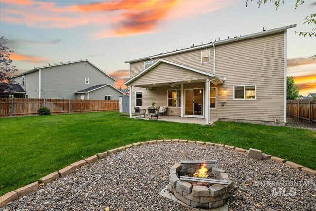 Building Photo - 4712 S Glenmere Way