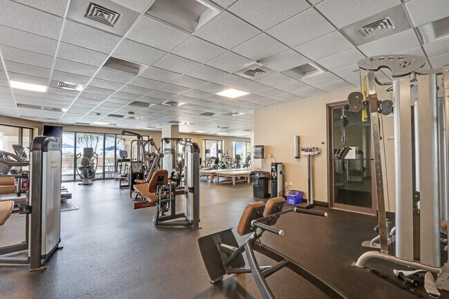Building Photo - 3630 Gardens Pkwy