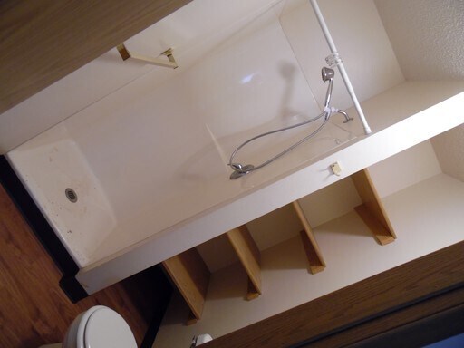 Interior Photo - Sandy Creek (SAN320N)