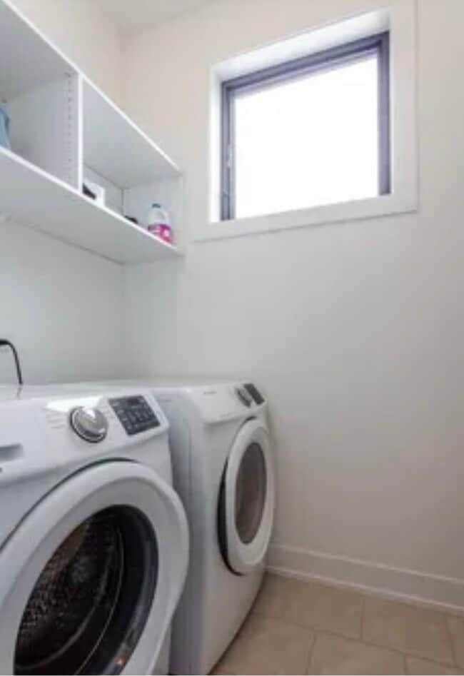 Building Photo - 1618 N Bosworth Ave