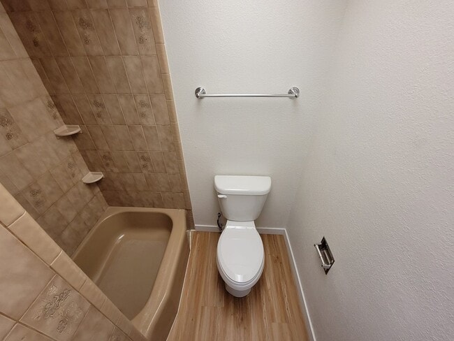 Building Photo - Torrance - 3 bd / 2 ba Home! GREAT LOCATION!!