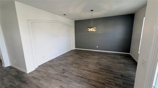 Building Photo - 456 Knollwood Dr