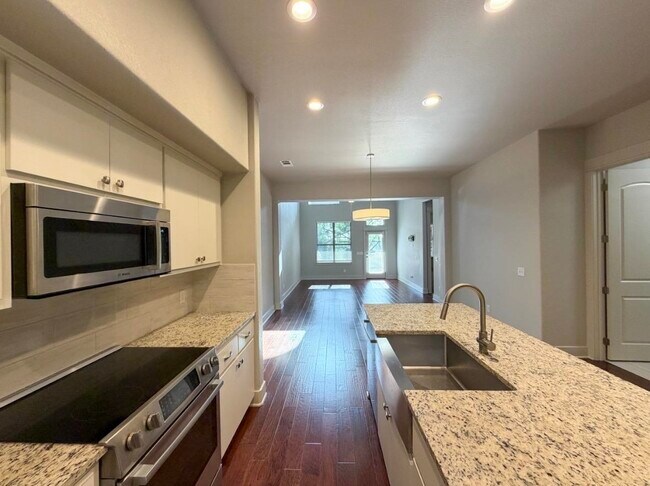 Building Photo - 108 Tuscan Dr