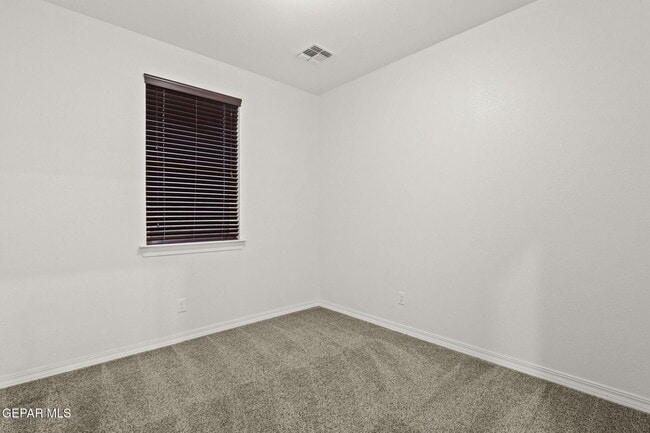 Building Photo - 13566 Hazlewood St