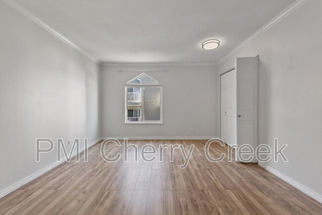 Building Photo - 3424 S Locust St