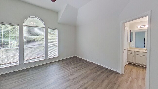 Building Photo - 6736 Terra Rye