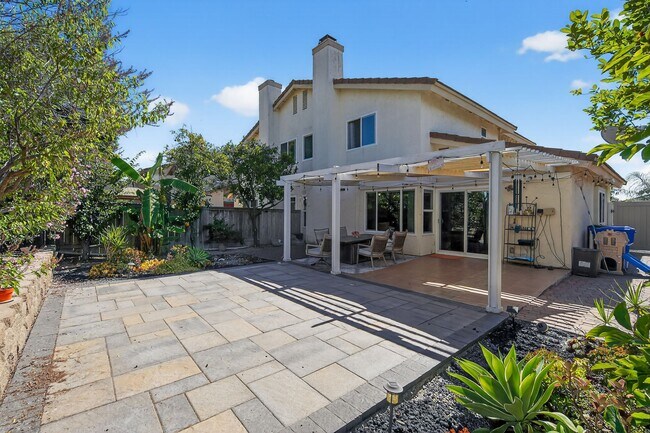Building Photo - 9536 Bayamon Rd