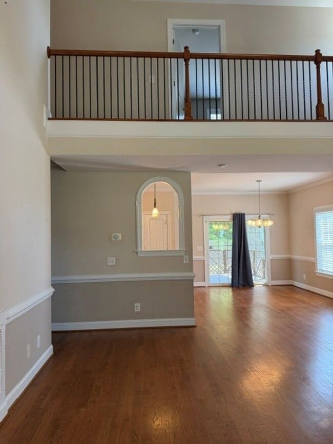 Building Photo - 4 Bed/2.5 Bath Home - Desirable Glen Laurel Subdivision - CBA School District