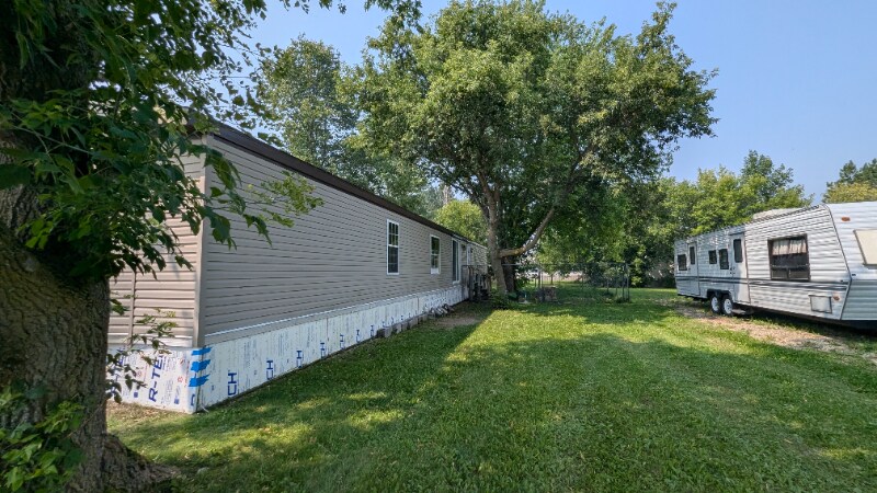 Building Photo - 98 MN-92