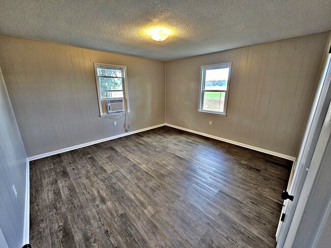 Building Photo - HOUSE FOR RENT - HARTSELLE/DANVILLE