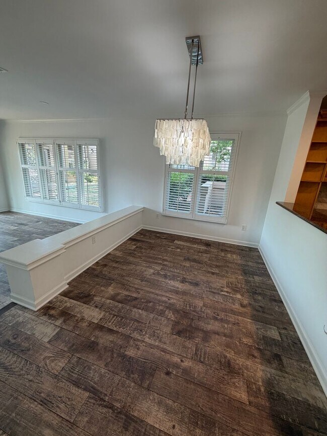 Building Photo - 646 Portside Dr