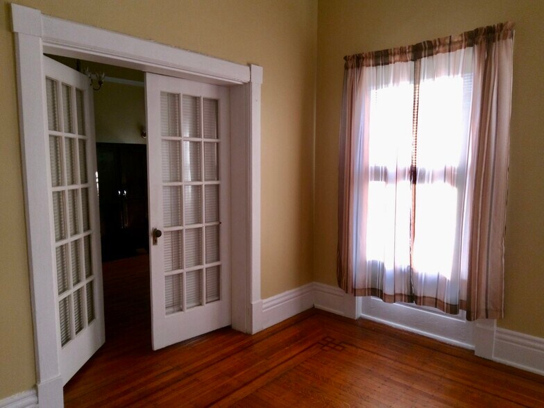 Building Photo - 1436 S 3rd St