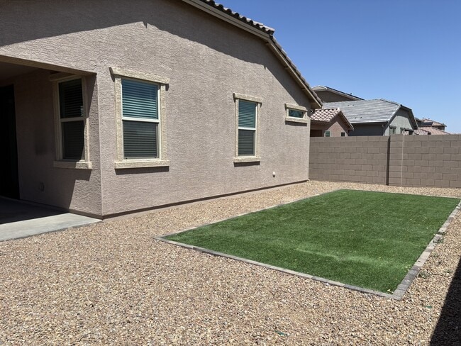 Building Photo - 7411 N 123rd Dr