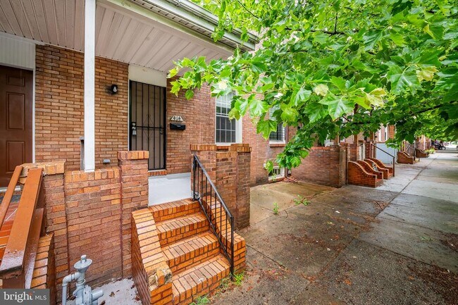 Primary Photo - 414 N Bouldin St