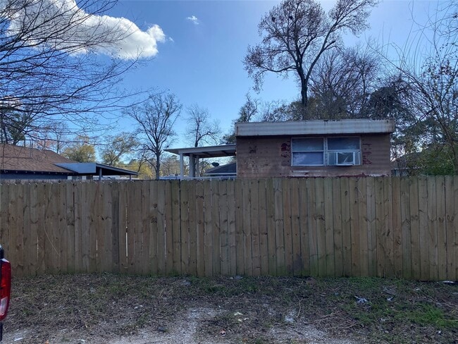 Building Photo - 310 Harris Rd