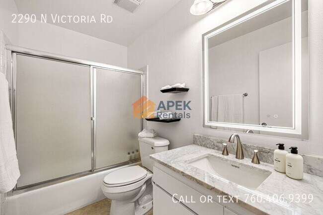 Building Photo - 2290 N Victoria Rd