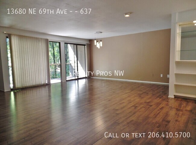 Building Photo - 13680 NE 69th St
