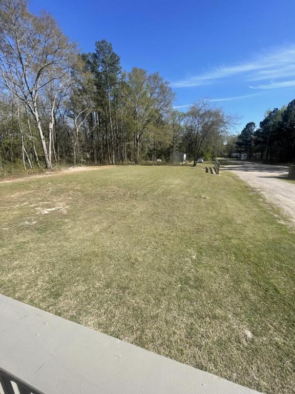 Building Photo - 931 Ravenwood Dr