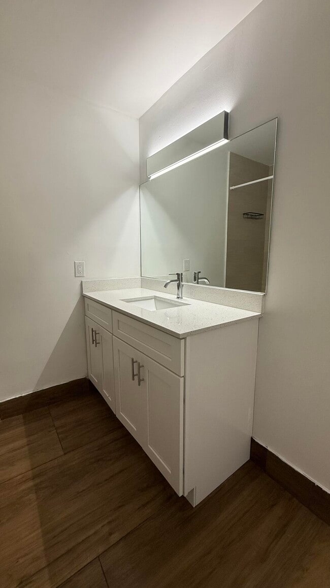 Building Photo - 4805 Arjaro Dr