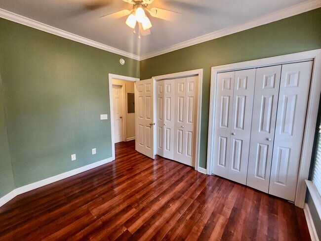 Building Photo - Charming 2 bedroom plus flex room in Dunes...