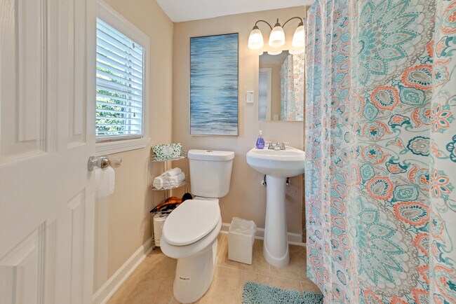 Building Photo - 4808 Woodhead St